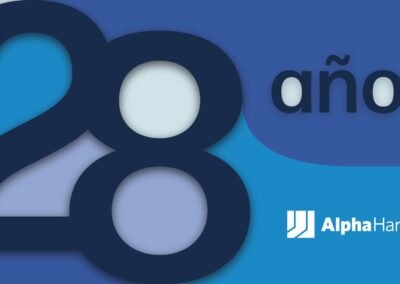 Alpha Hardin cumple 28 años de éxito